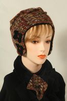 Bonnet péruvien fantaisie garni 2 fleurs
